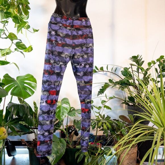 LuLaRoe Disney Captain Hook Black and Purple Striped Leggings, One Size - Picture 4 of 7